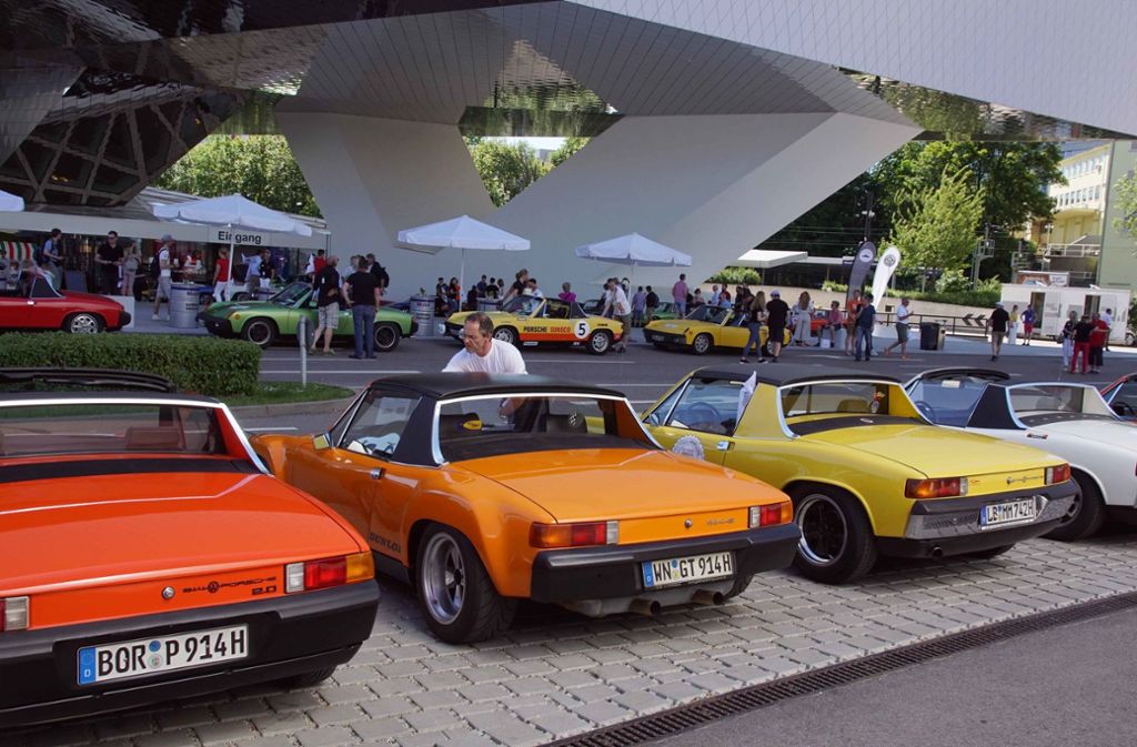 Impressionen von der Ausstellung „Typisch Porsche“.