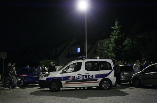 In Maganville bei Paris hat ein Islamist einen Polizisten und seine Frau getötet. Foto: AFP