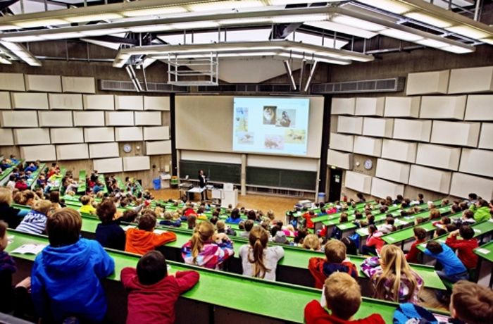 Kinder-Uni in Hohenheim: Wie Tiere  tarnen und täuschen