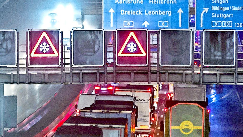 Autobahnärger in Stuttgart: Systemfehler bei Glätte-Warnung auf der A 8