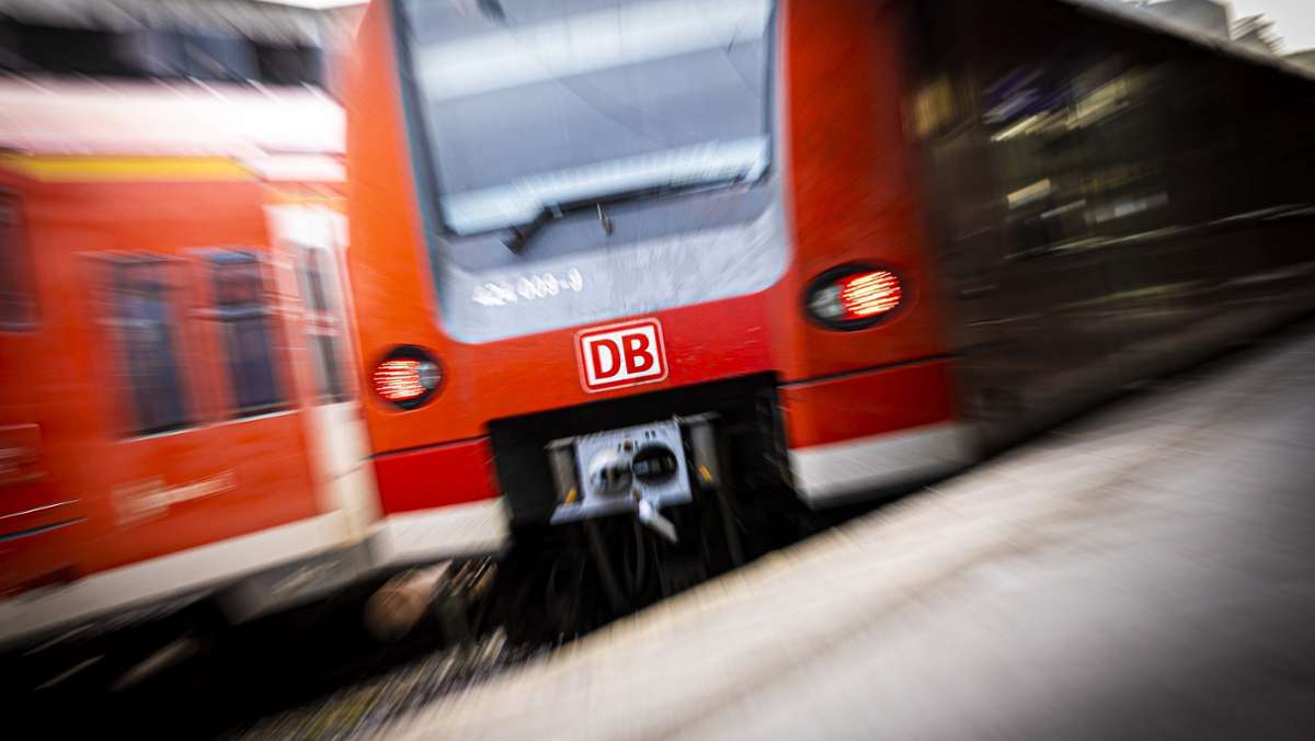 Baden-Württemberg: Bahnverband warnt wegen 9-Euro-Ticket auch vor Fronleichnam