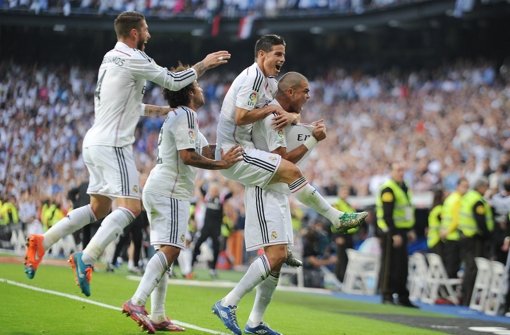 Grund zum Feiern - Real Madrid besiegt  Barcelona in der spanischen Fußball-Meisterschaft. Foto: Getty Images Europe