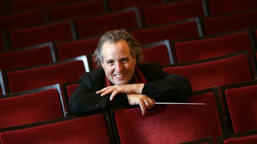 Manfred Honeck  dirigiert in Stuttgart: Das Maß für die Ewigkeit