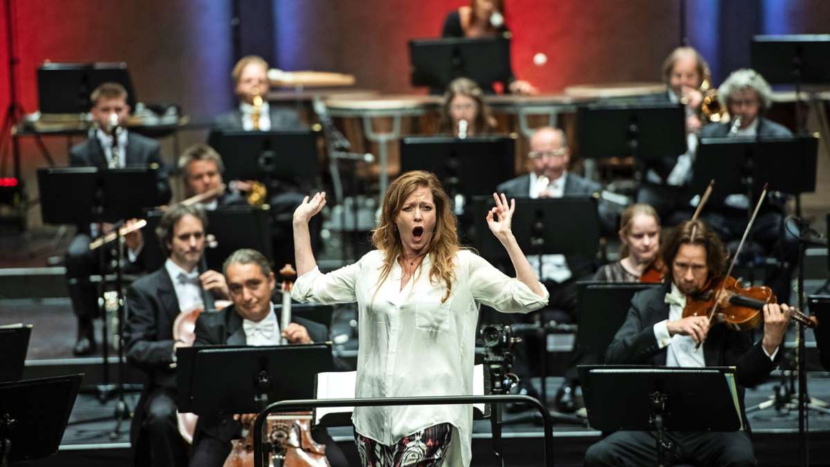 Barbara Hannigan in Ludwigsburg: Mit Musik die Welt umarmen