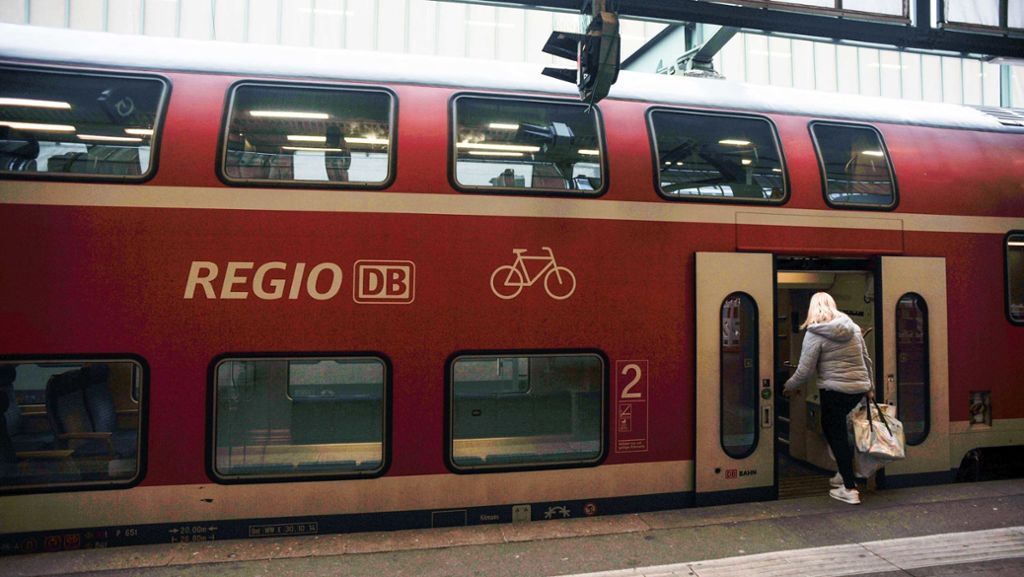  Weil das Land zwischen Stuttgart und Würzburg mit mehr Fahrgästen rechnet, kommt die DB wieder zum Zug. Der Staatskonzern hatte die Strecke erst vergangenen Dezember an die Konkurrenz abgegeben. 