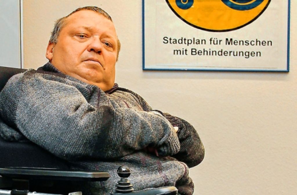 Friedrich Müller kämpft für ein behindertenfreundlicheres Stuttgart. Foto: Factum/Weise