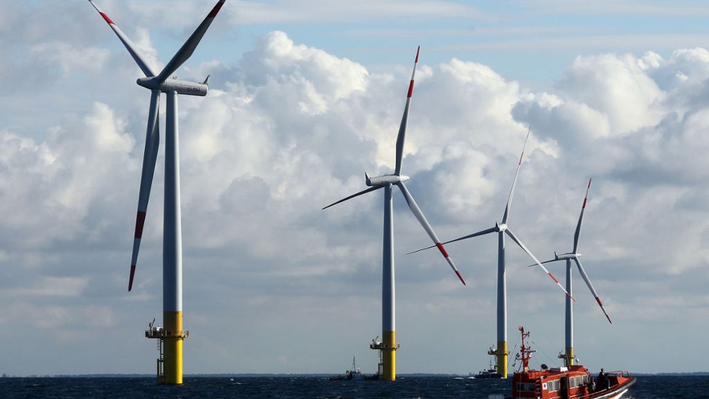 Der Versorger EnBW ist mit 50,1 Prozent an dem Windpark-Projekt „Hohe See“ in der Nordsee beteiligt. Zusammen mit dem kanadische Energiekonzern Enbridge wird EnBW die Windkraft-Anlage finanzieren. 