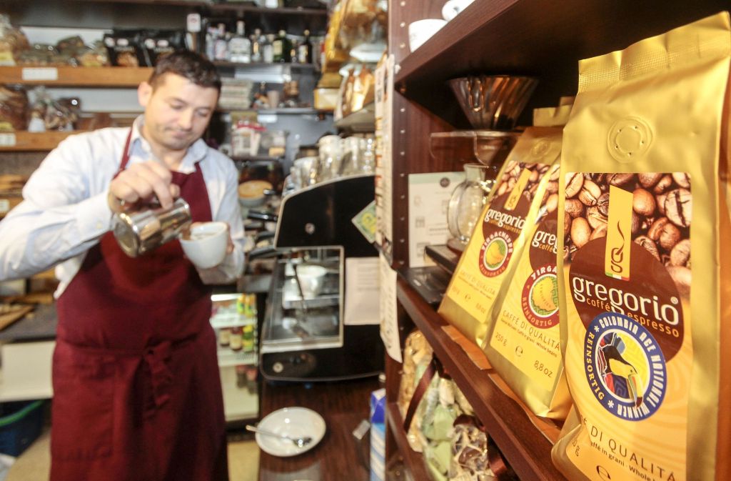 Seine Leidenschaft für Genuss lebt der gebürtige Süditaliener auch beim Kaffee aus. Inzwischen röstet er seit acht Jahren eigene Sorten mit einem Partner.