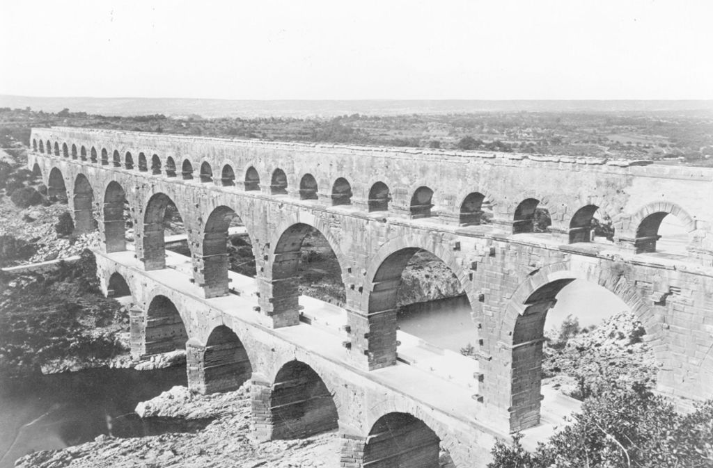 Neue Etappenorte: Drei Städte werden in diesem Jahr erstmals von der Tour angesteuert – Binche, Saint-Dié-des-Vosges und das Meisterwerk römischer Architektur, Pont du Gard (Foto).