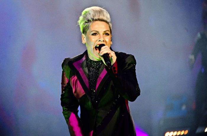 Sängerin Pink  infiziert –  Millionenspende für Tests