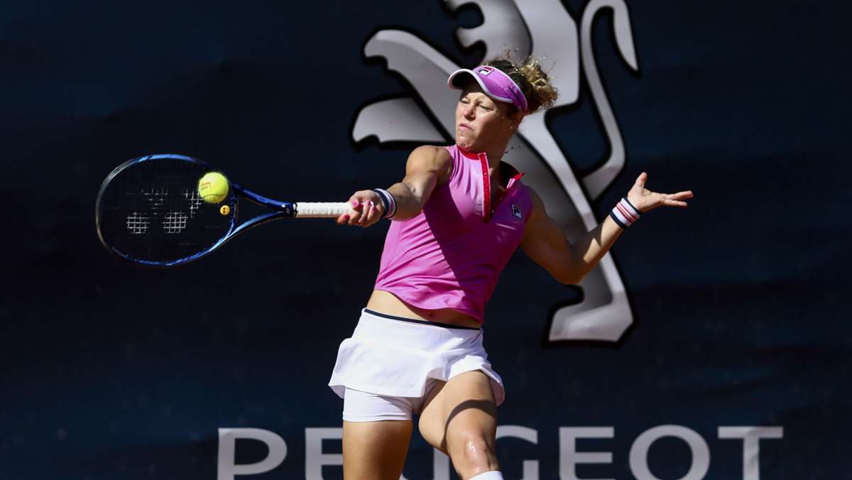  Endlich wieder Tennis. Unter strikten Vorsichtsmaßnahmen hat die WTA-Tour in Palermo wieder begonnen. Laura Siegemund hat als einzige deutsche Teilnehmerin die Chance auf das Viertelfinale. 