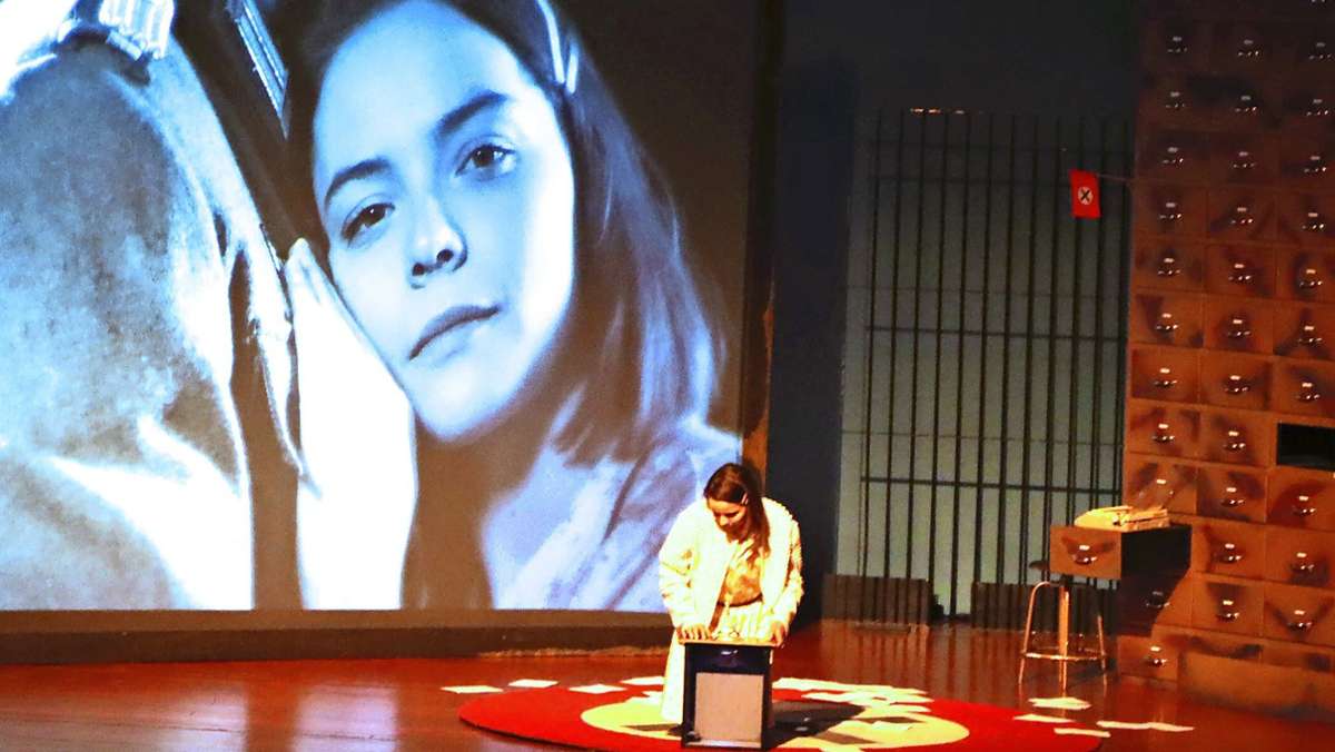 Drama über Sophie Scholl in der Plochinger Stadthalle: Wie wird der Mensch zum Helden?