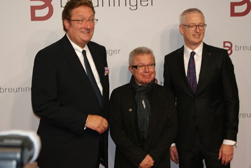 Oberbürgermeister Dirk Elbers bei der Eröffnung mit Stararchitekt Daniel Libeskind und Breuninger-Chef Oergel.