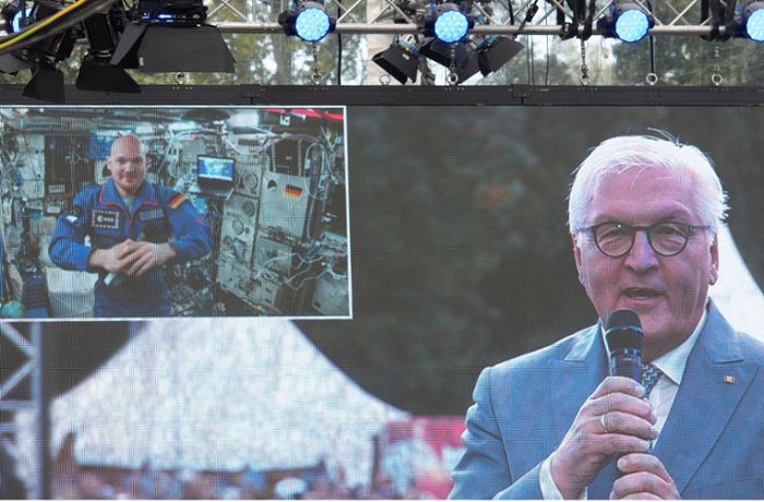 Bundespräsident Steinmeier telefoniert mit Astronaut Alexander Gerst