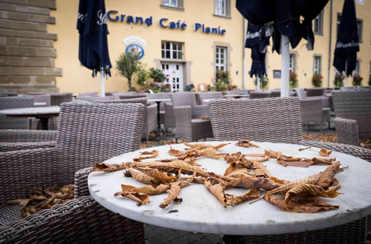 Noch völlig unklar ist, wie es mit dem  Grand Café Planie am Stuttgarter Karlsplatz weitergeht. Foto: Lichtgut/Achim Zweygarth