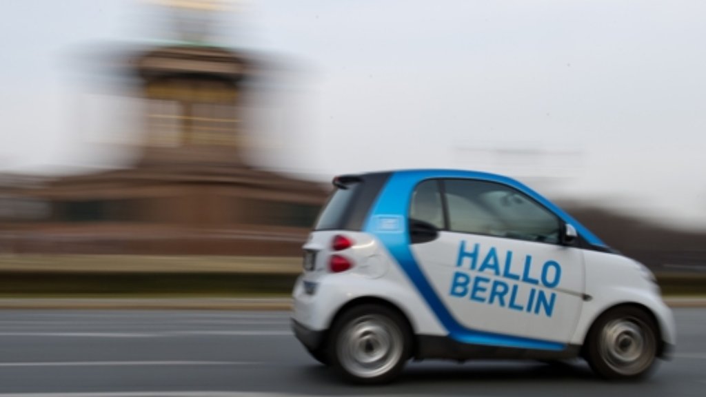 Daimler und Bahn: Mietwagenprojekt startet bald