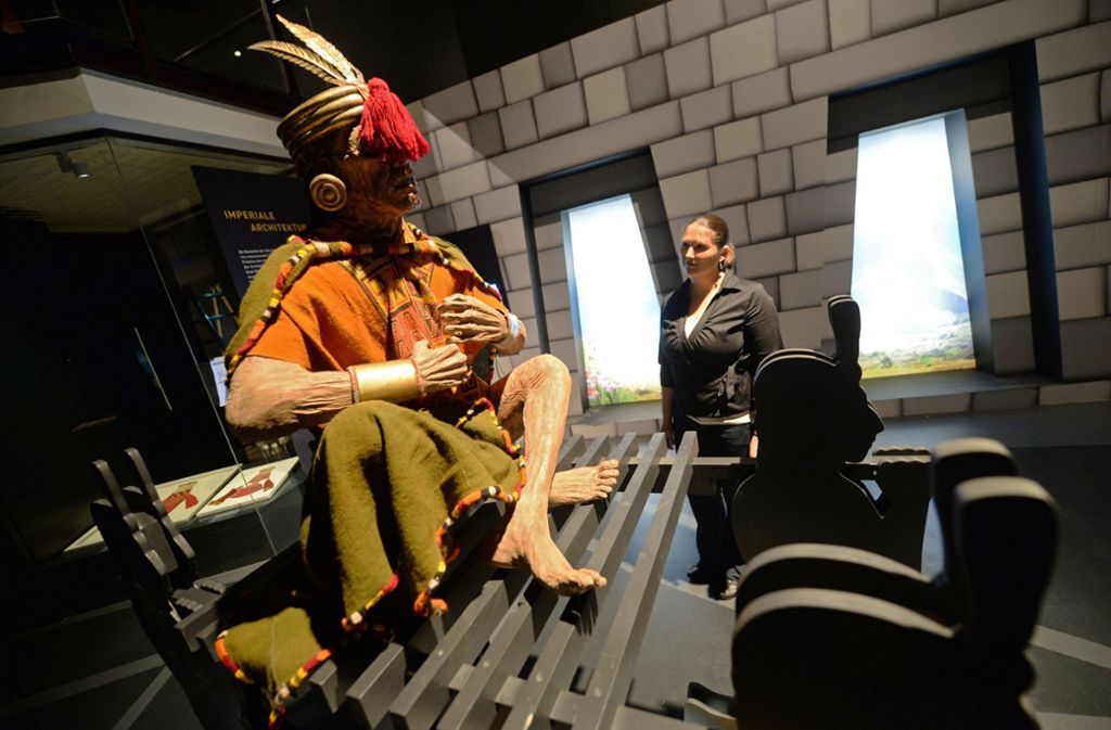 2013 zeigte das Linden-Museum die Schau „Inka – Könige der Anden“. Im Bild ist die Rekonstruktion einer Inka-Mumie zu sehen.