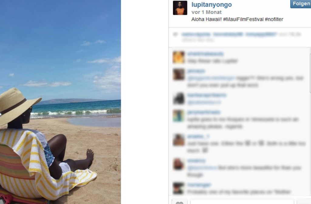 Oscar-Gewinnerin Lupita Nyongo zeigte sich bei Instagram mit Hut, Sonnenbrille und Strandtuch auf Hawaii.