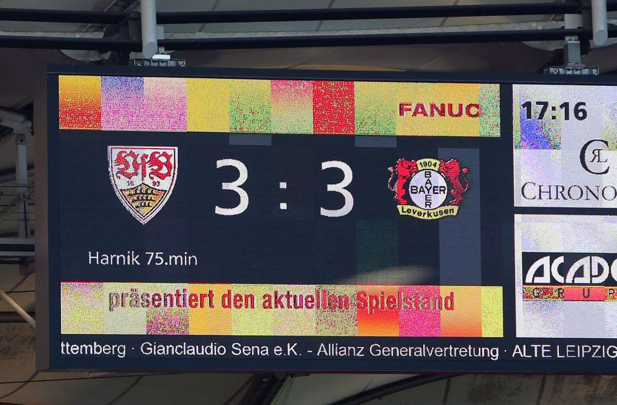 Es bleibt beim 3:3 – ein Ergebnis, mit dem die Stuttgarter nach der völlig missratenen ersten Hälfte gut leben können.