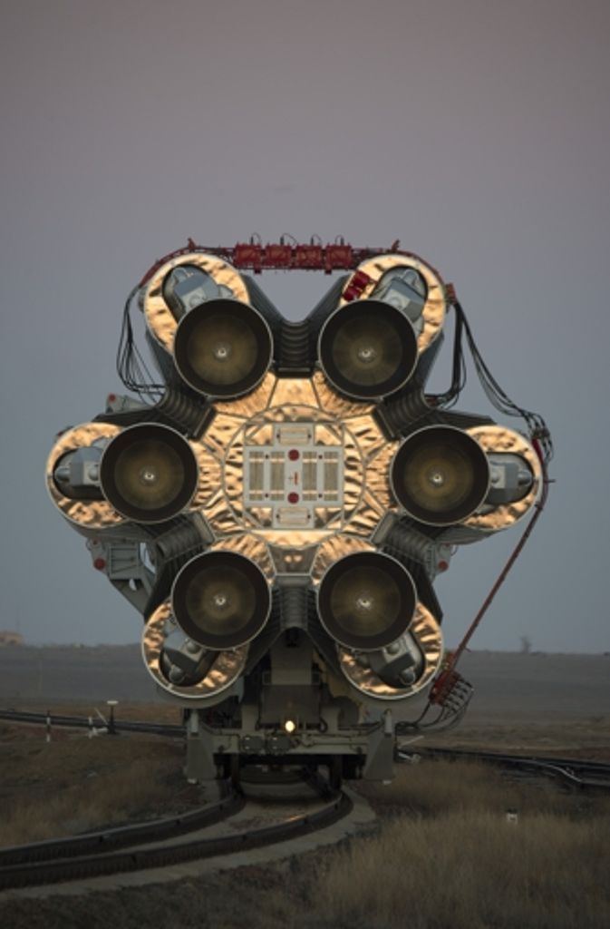 Die Proton-M-Rakete auf dem Weg zum Weltraumbahnhof.