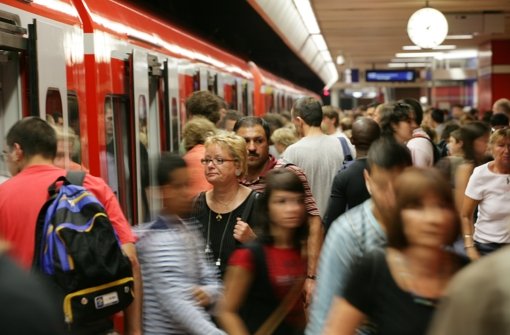 Viele Fahrgäste sind inzwischen von den Pannen bei der S-Bahn genervt. Foto: Steinert