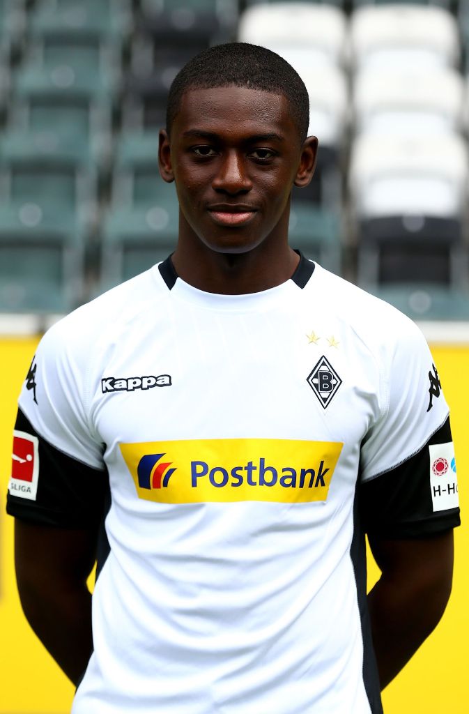 Der 19-jährige Innenverteidiger Mamadou Doucouré wechselte im Sommer 2016 zu Borussia Mönchengladbach. Seine Karriere begann er in der Nachwuchsabteilung von Paris Saint-Germain.