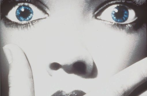 Die Angst in den Augen: Szene aus dem amerikanischen Horrorfilm „Scream – Schrei!“ von Wes Craven aus dem Jahr 1996. Foto: dpa