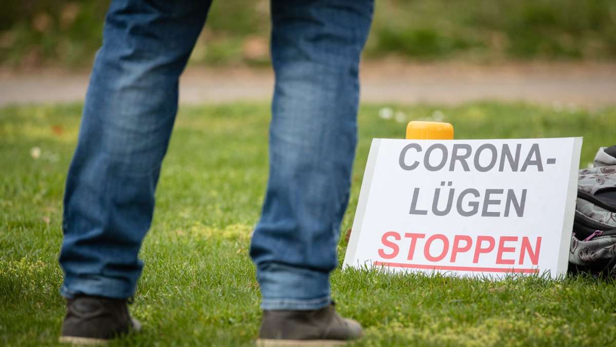 Baden-Württemberg: Friedlicher Protest gegen Corona-Politik