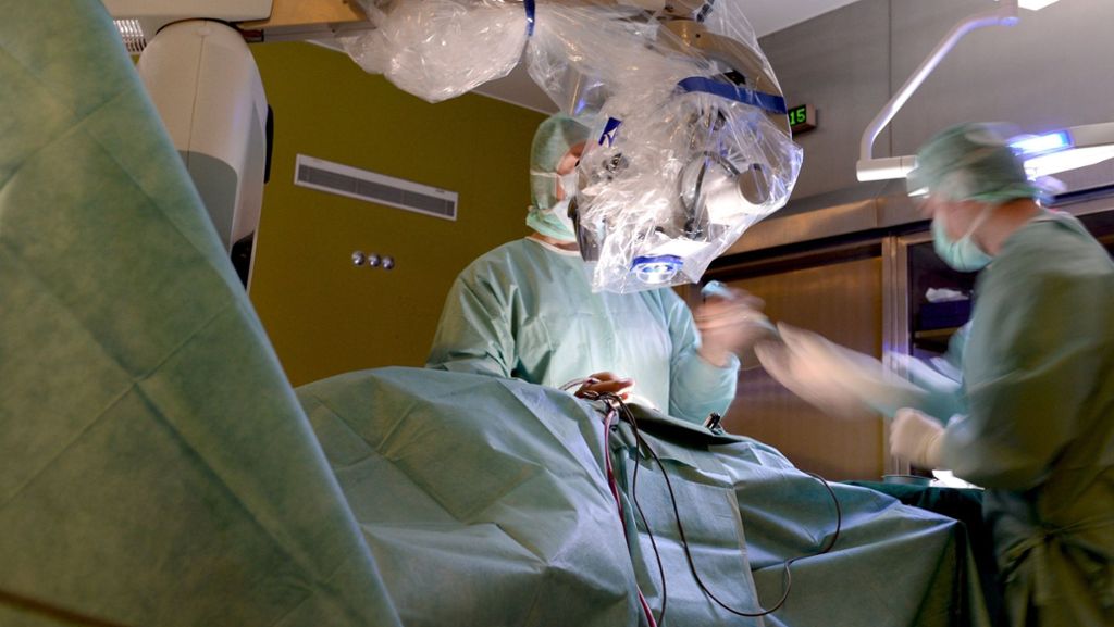 Operation in Ravensburg: Arzt entfernt sechs Kilo schweren Tumor aus Bauch eines Mannes