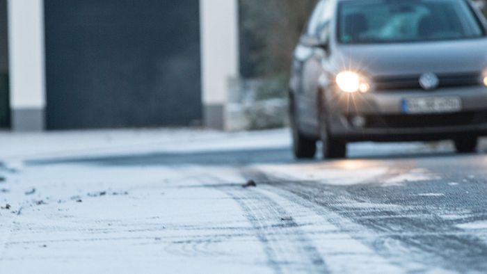 Baden-Württemberg: Wetterdienst warnt: Es wird wieder weiß und glatt auf den Straßen