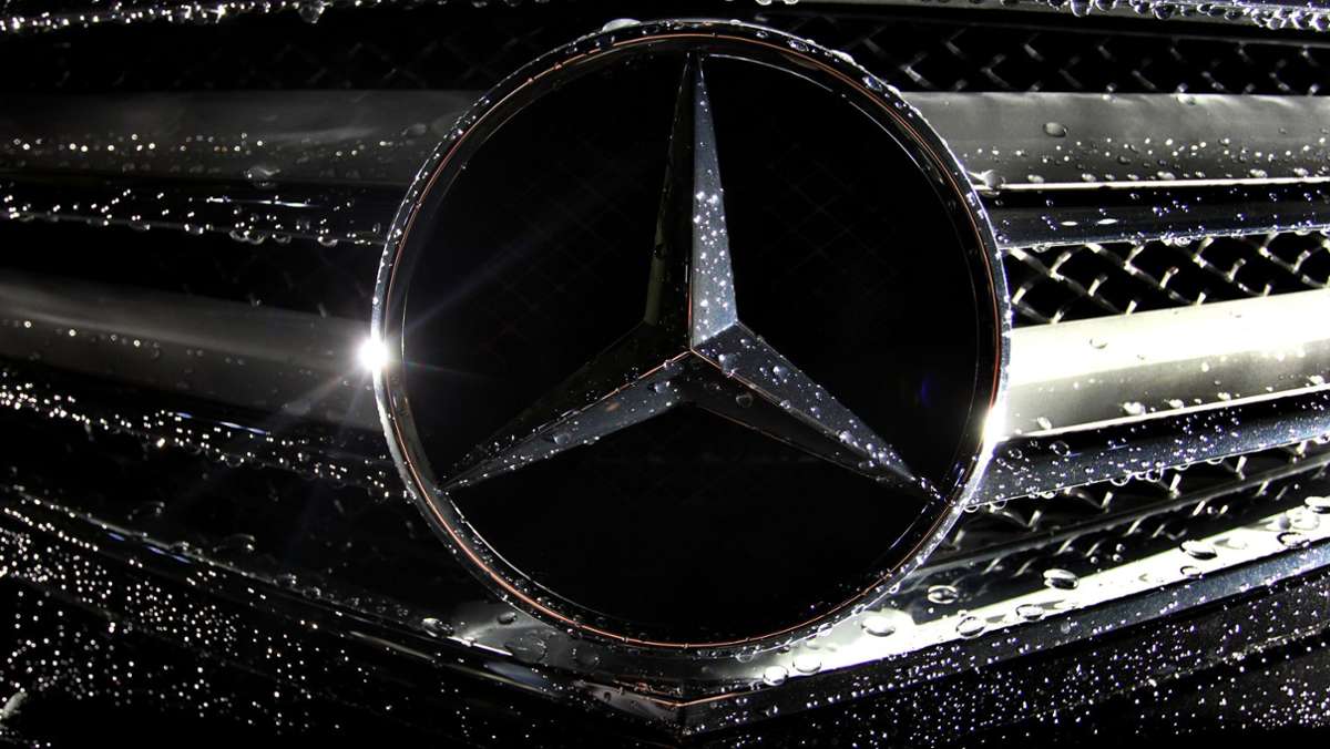 Nach Streit an Ampel in Bad Cannstatt: Mercedes-Fahrer folgt Smart   fast 30 Minuten lang