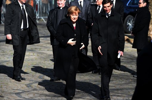 Bundeskanzlerin Angela Merkel nimmt bei der Trauerfeier Abschied von Guido Westerwelle Foto: AFP