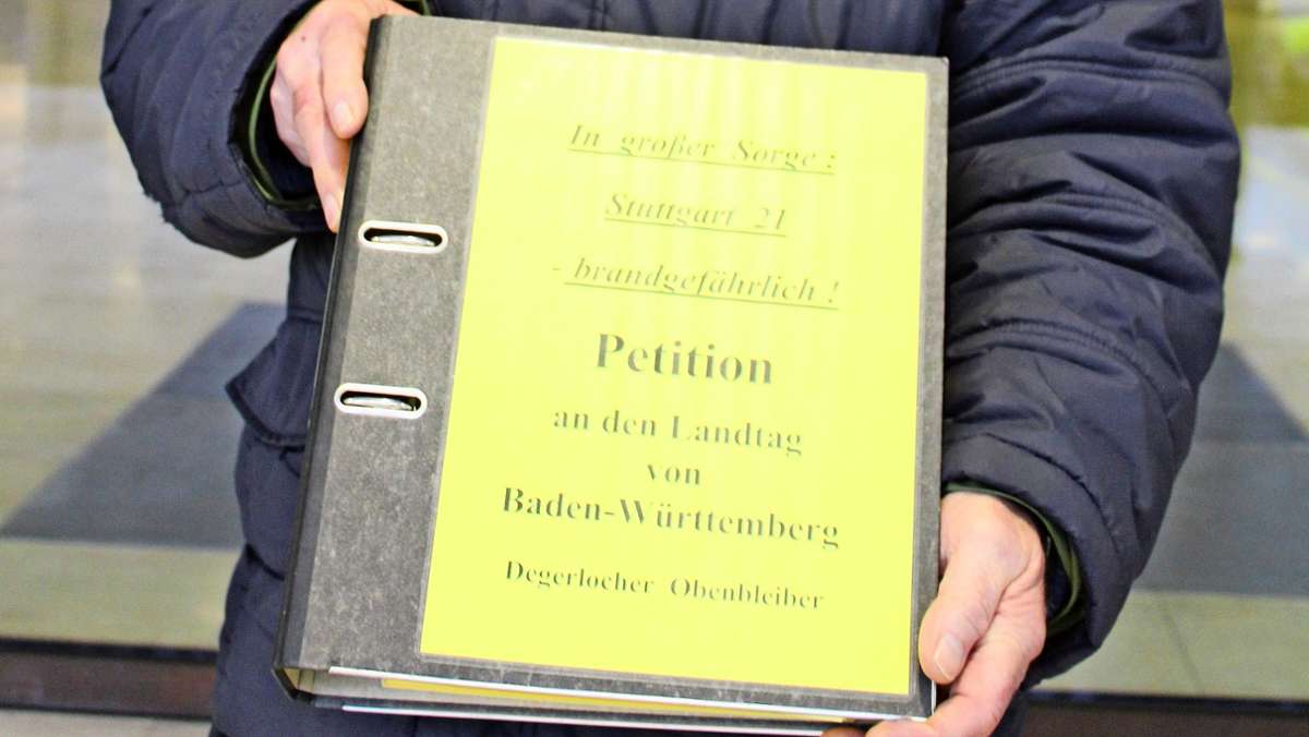 Stuttgart 21: Obenbleiber drängen auf Antwort des Landtags