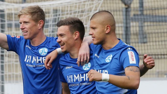 Stuttgarter Kickers sortieren drei Spieler aus