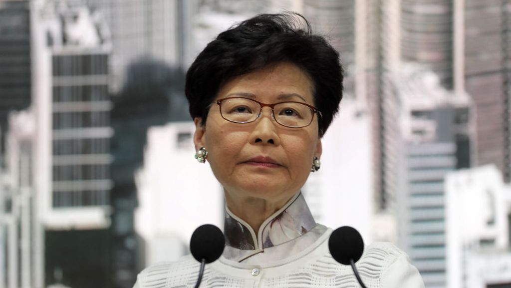 Proteste in Hongkong: Demonstranten fordern Rücktritt von Regierungschefin Lam