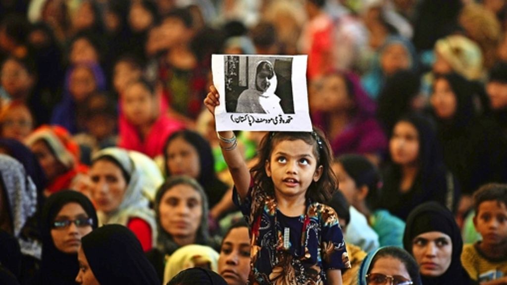  Die beiden Friedensnobelpreisträger Malala Yussufzai und Kailash Satyarthi sind Mahner, die ihr Leben riskieren, um Probleme aufzeigen. 