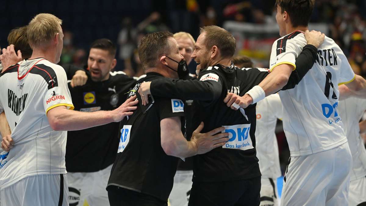  Jetzt erst Recht! Nach den vielen coronabedingten Ausfällen haben die deutschen Handballer eine erstaunliche Trotzreaktion gezeigt. Gegen Polen gelingt der dritte Sieg im dritten Spiel. Am Donnerstag wartet Titelverteidiger Spanien. 