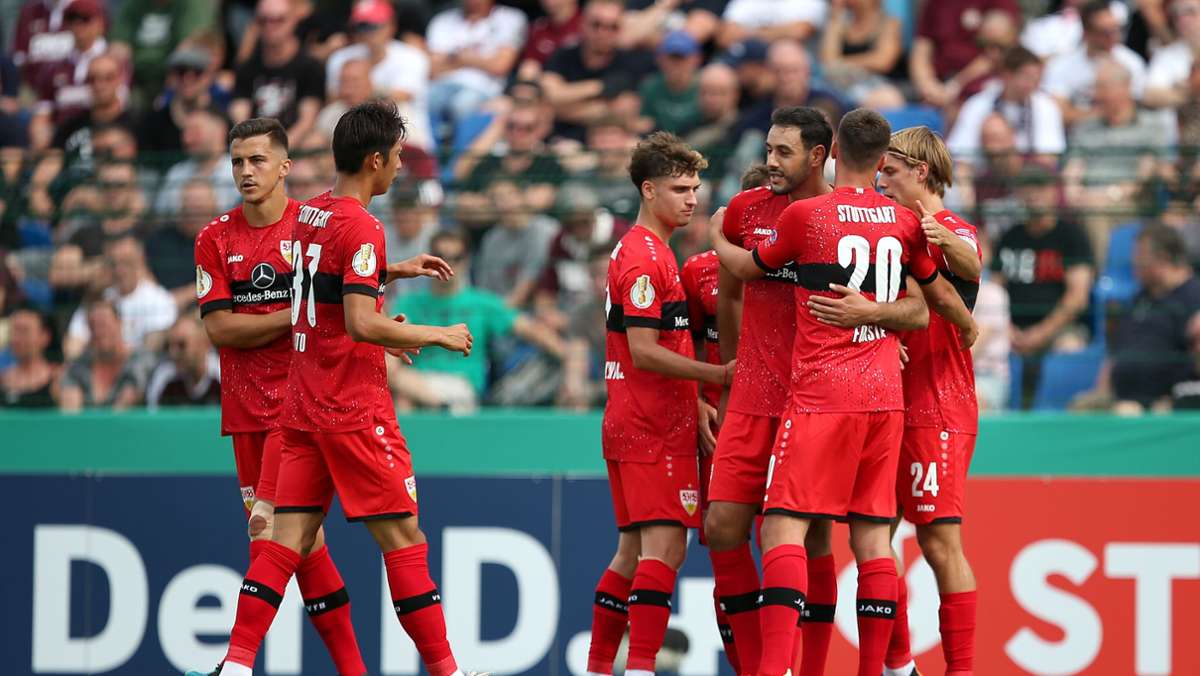 BFC Dynamo gegen VfB Stuttgart: Ersatzgeschwächte Stuttgarter erreichen zweite Pokalrunde