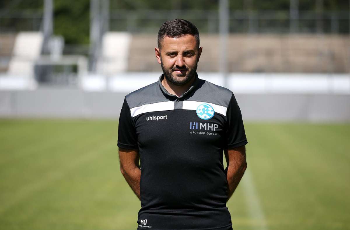 Mustafa Ünal (38) ist seit 27. September 2021 Chefcoach der Stuttgarter Kickers.