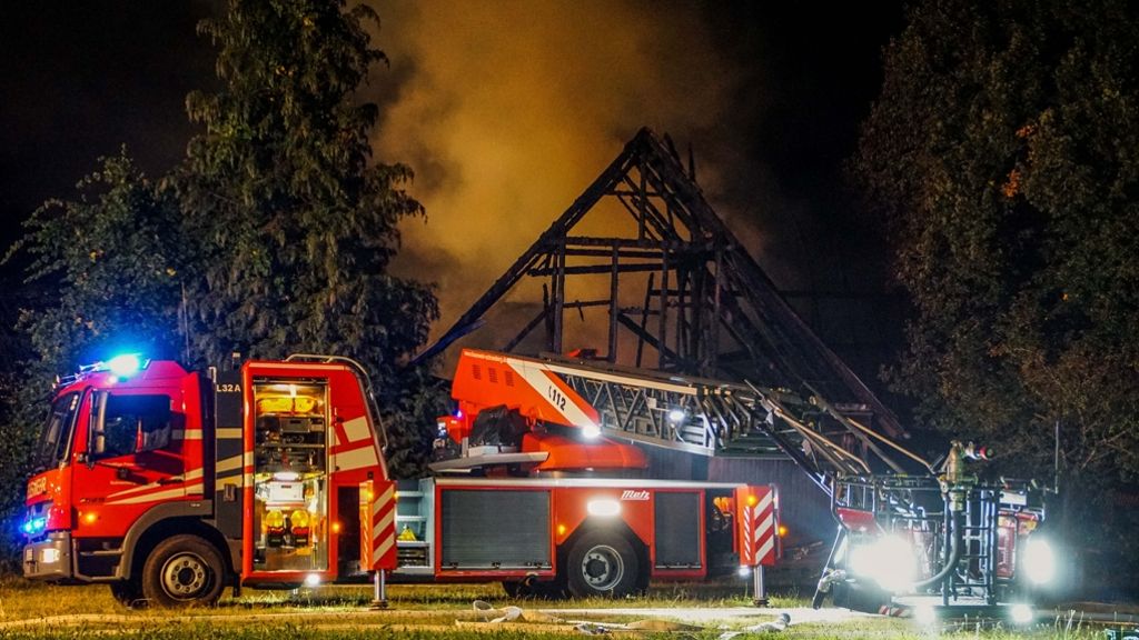 Schramberg: Jahrhunderte alter Bauernhof brennt aus