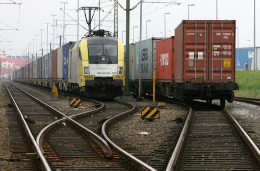Auf einem Güterzug sind Flüchtlinge nach Deutschland gereist (Symbolfoto). Foto: dpa
