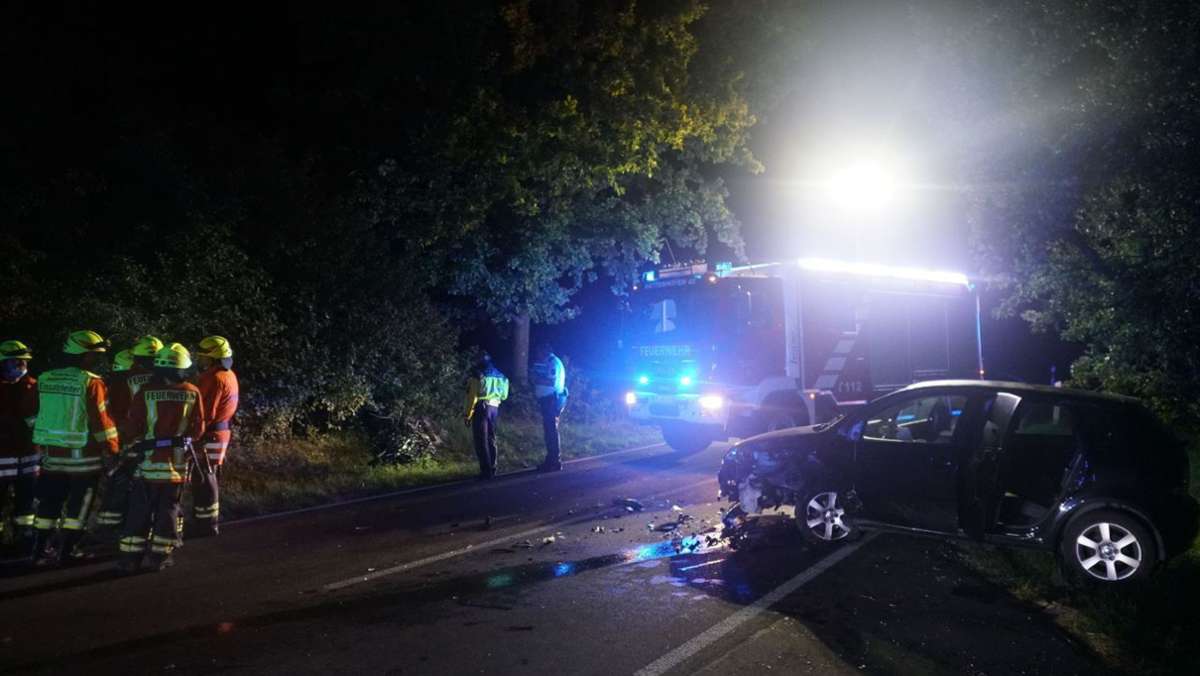 Hattenhofen im Kreis Göppingen: Motorradfahrer kommt in Gegenverkehr und stirbt bei Unfall