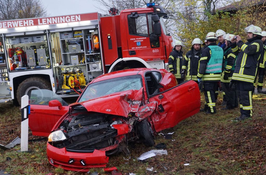 Bei Ochsenwang im Kreis Esslingen kam es zu einem schweren Unfall.