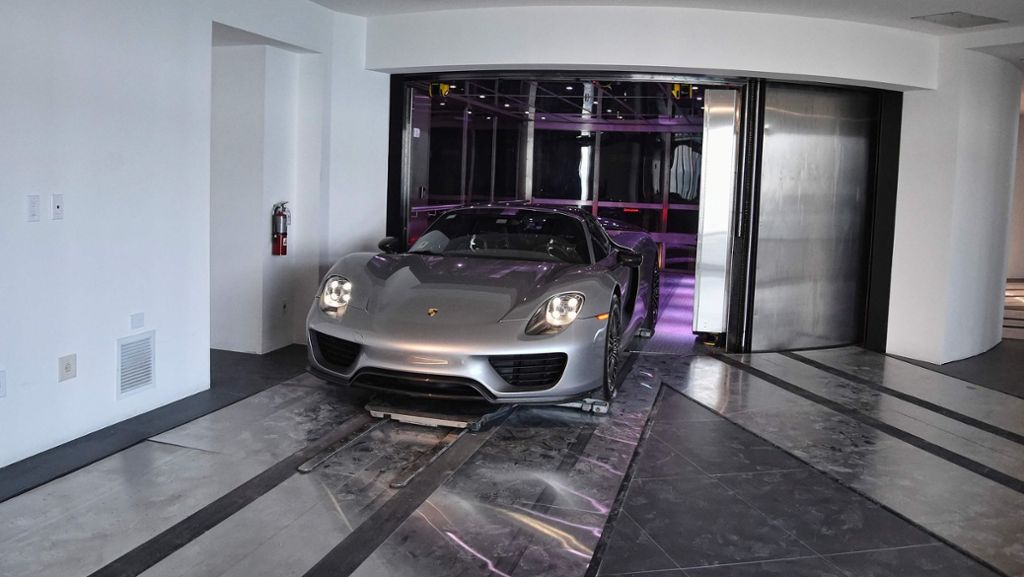 Porsche-Tower in Florida: Lift bringt Auto in die Luxus-Wohnung