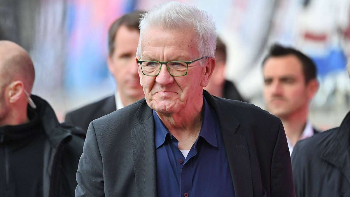 Ministerpräsident von Baden-Württemberg: Kretschmann will mit Schwiegersohn zu EM-Spiel