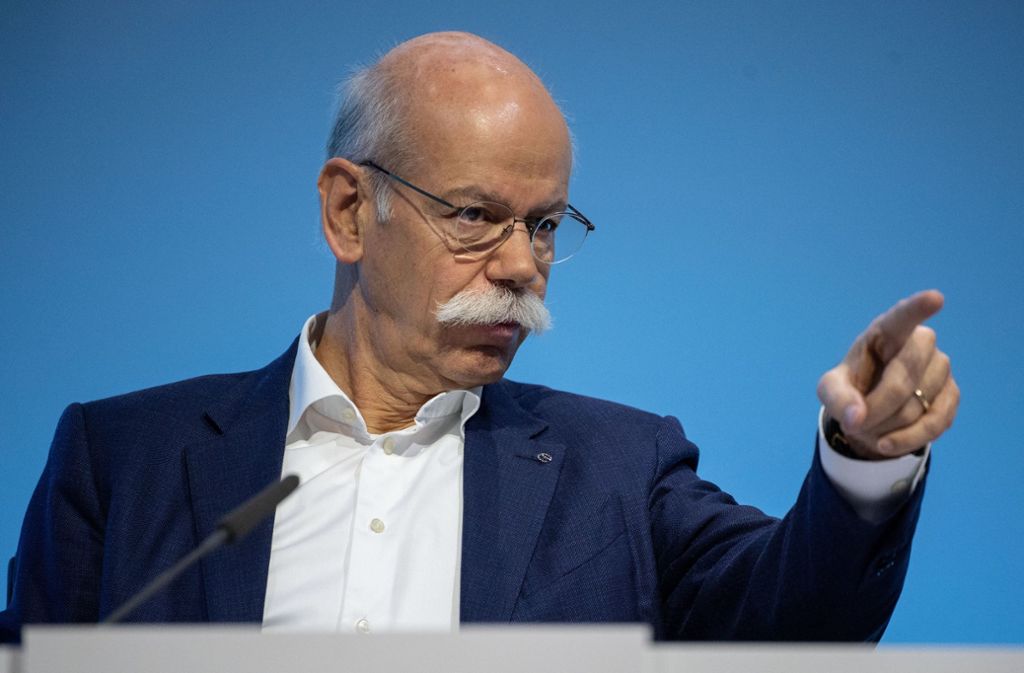 Der scheidende Daimler-Chef Dieter Zetsche (65) bekam für sein letztes volles Amtsjahr sechs Millionen Euro zugesagt. Er tritt Ende Mai ab und bekommt dann jährlich über eine Million Euro Rente.