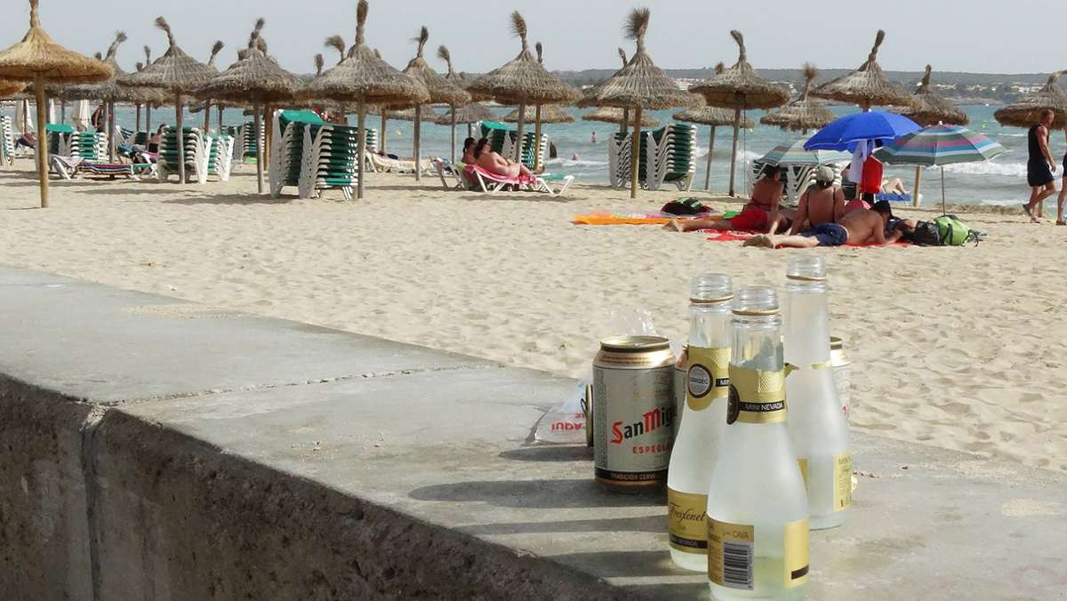 Kontrast zu Alkoholpartys am Ballermann: Bibel statt Becks: Christen halten Gottesdienste am Strand von Mallorca
