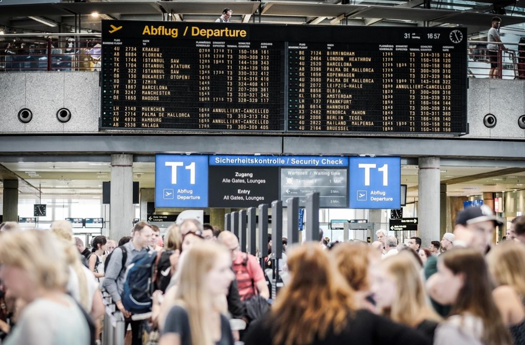 Komme Ich Noch Weg Hier Viele Reisende Warfen Bange Blicke Auf