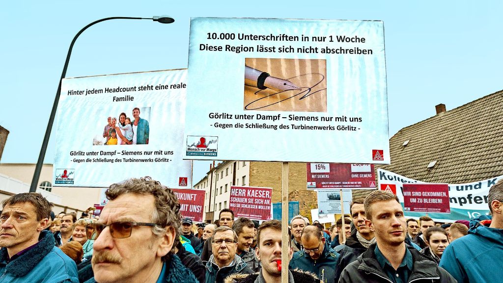 Angst vor Stellenstreichungen: Rekordjahr und Proteste bei Siemens
