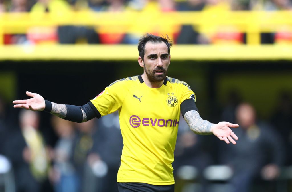 Borussia Dortmund: Der Knipser Paco Alcacer war in der Saison 2018/2019 vom FC Barcelona ausgeliehen worden. Nach 18 Toren in 26 Spielen haben ihn die Dortmunder fest verpflichtet – für 21 Millionen Euro.